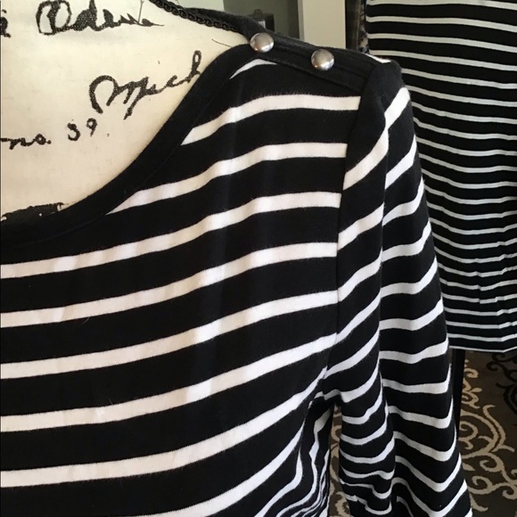 Chico’s Black and White Stripe Cotton Top Size 1 - Picture 2 of 4